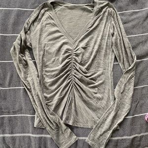 Lululemon Long Sleeved Tissue Tee, Size 8